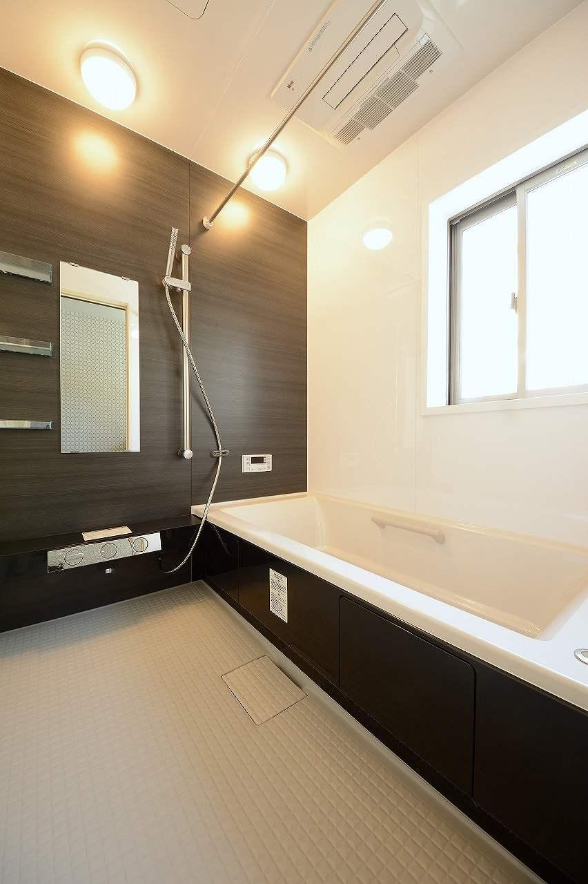 Bathroom. 1616 unit bus (Panasonic)