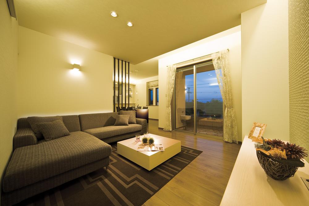 Turn the night, It dropped the lights in adult atmosphere. By using the purpose light effectively, It will produce comfortably the various scenes.