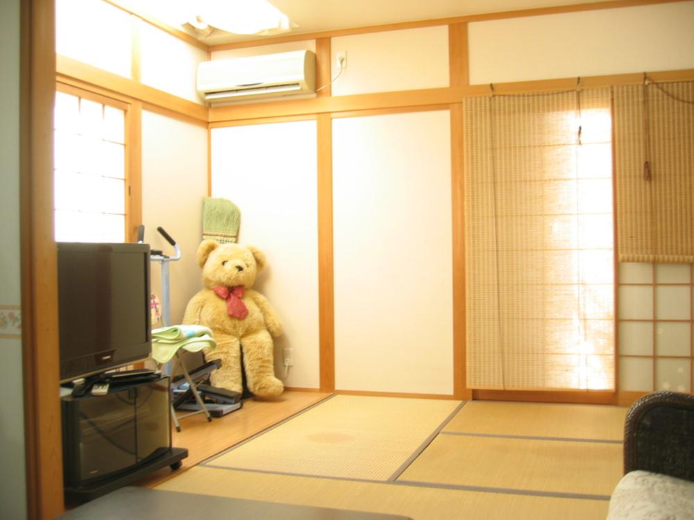 Non-living room. Indoor (04 May 2013) Shooting