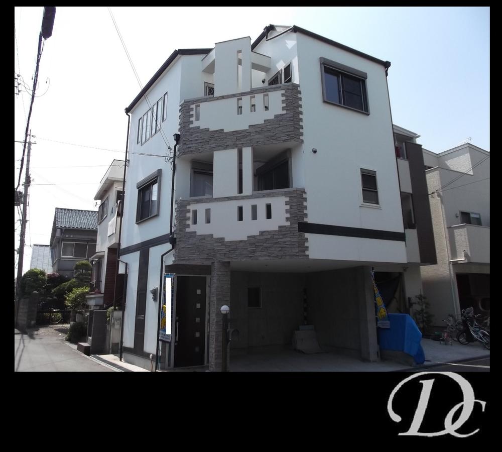 Local photos, including front road