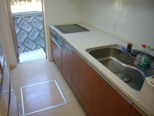 Kitchen. System kitchen