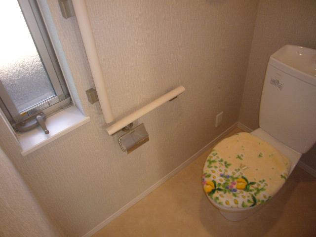 Toilet. Second floor toilet