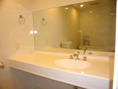 Washroom. Wash
