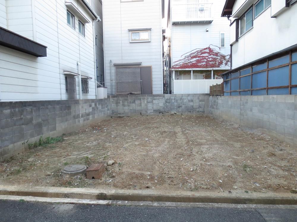 Local appearance photo. Currently is vacant lot of state. Plan, such as please consult.