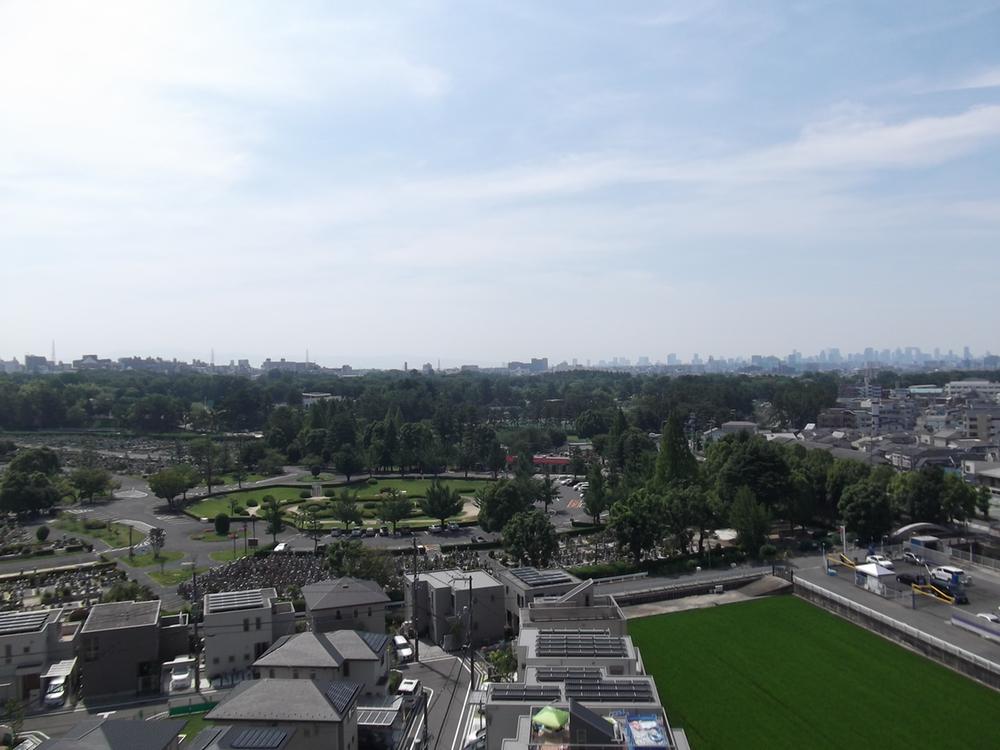 View photos from the dwelling unit. top floor! Is the view from the south balcony!