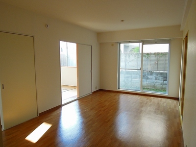 Living and room