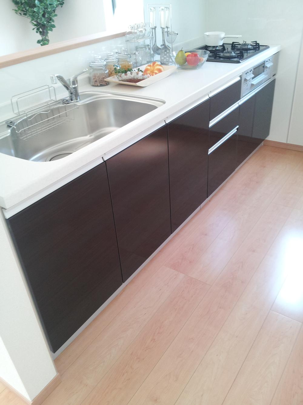 Kitchen. Indoor (April 2013) Shooting