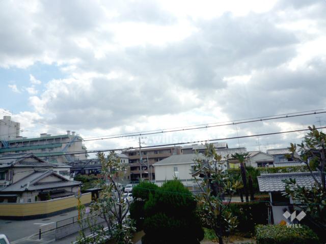 View photos from the dwelling unit