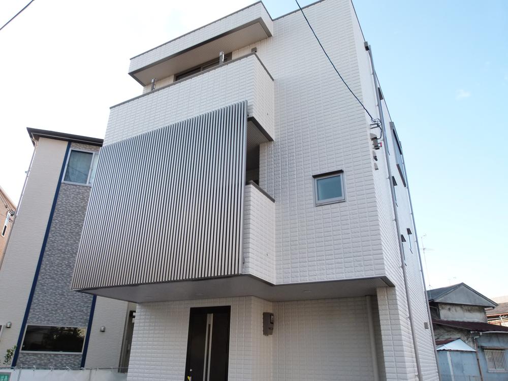 Sale already cityscape photo. 3 compartment is remaining 1 compartment of sale Local No. B land photo