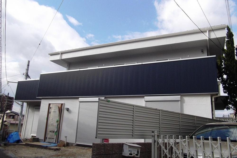 Local appearance photo. Local (12 May 2013) Shooting