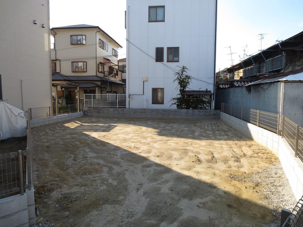 Local appearance photo. Back is C No. land. 3