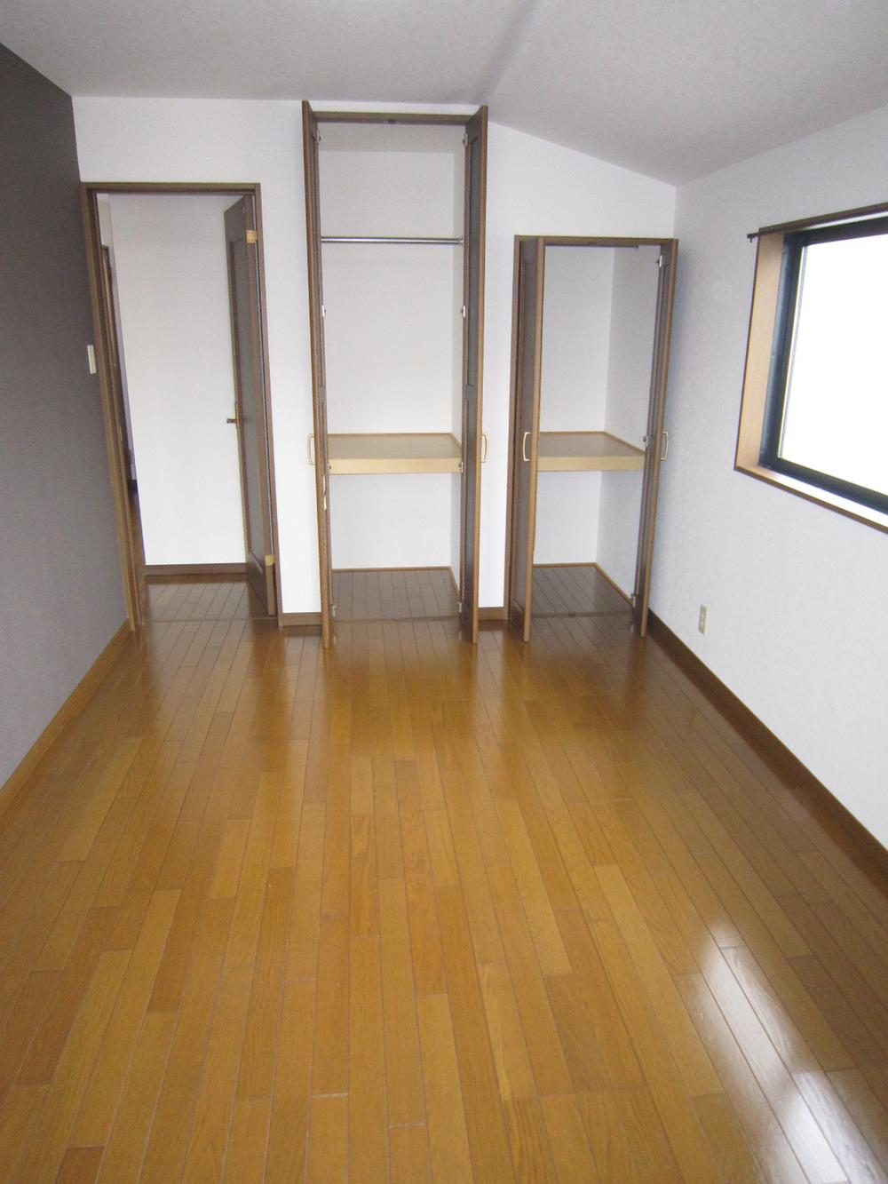 Non-living room. Western-style 1