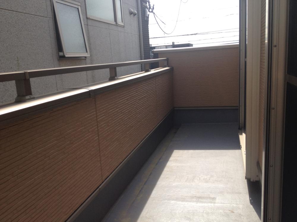 Balcony. Local (May 2013) Shooting