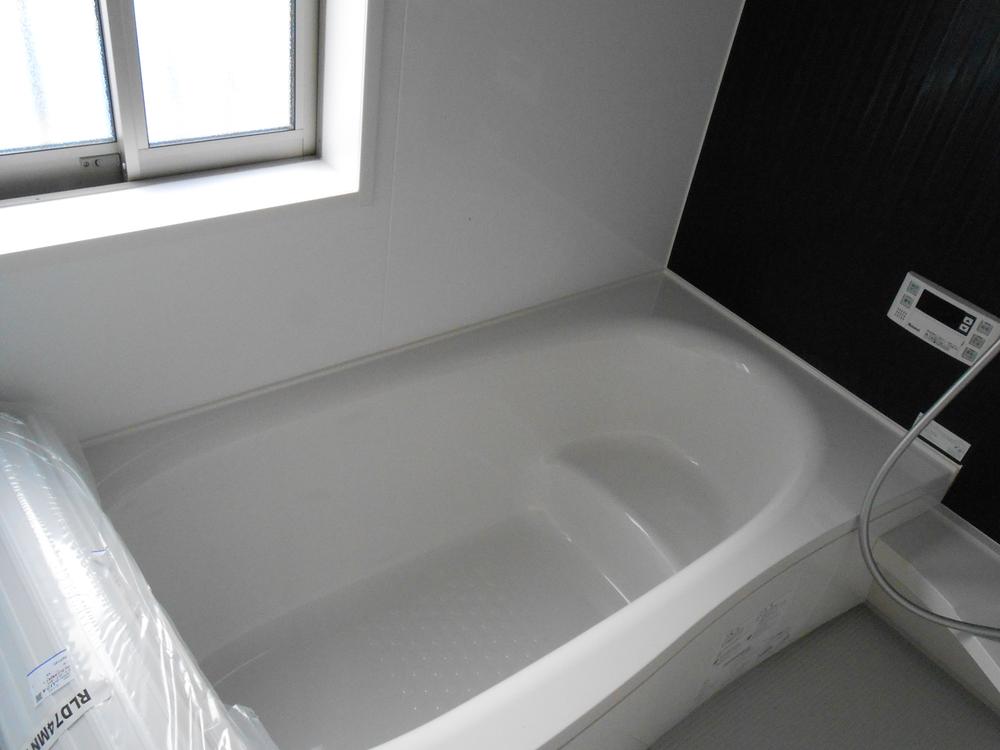 Same specifications photo (bathroom)