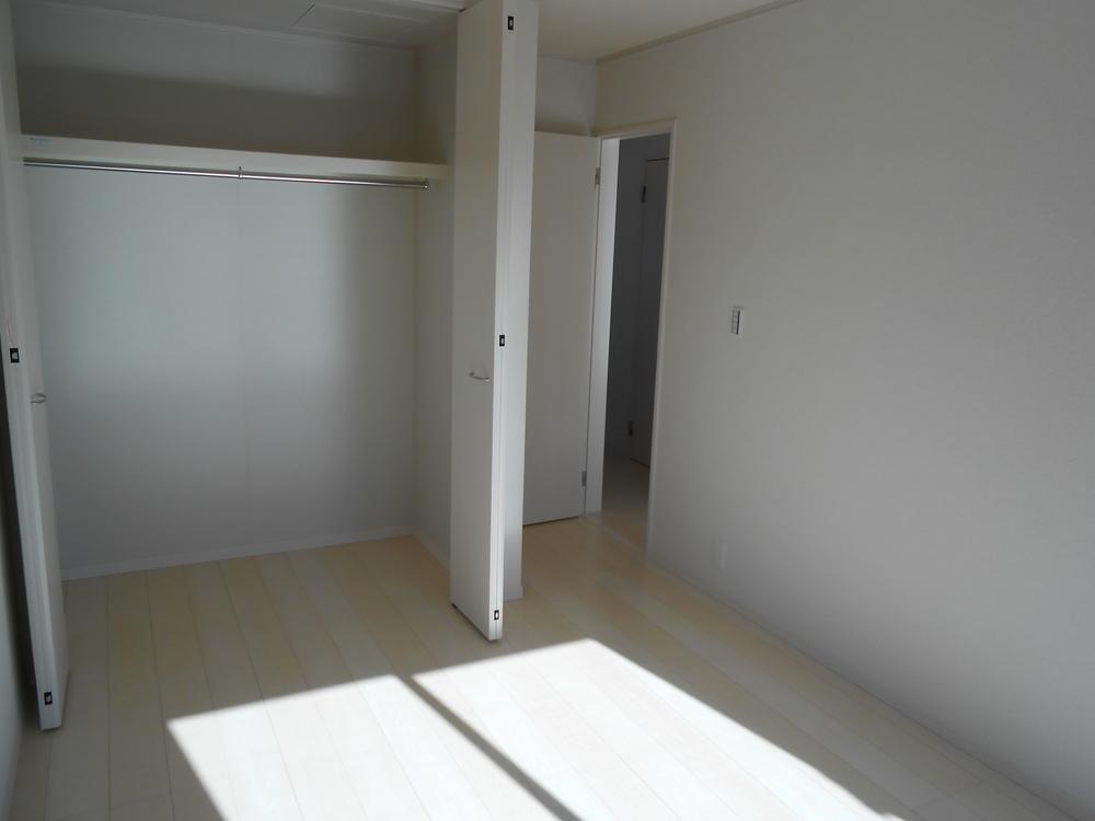 Non-living room. 2 Kaiyoshitsu