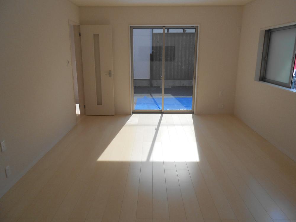 Living. No. 1 destination living