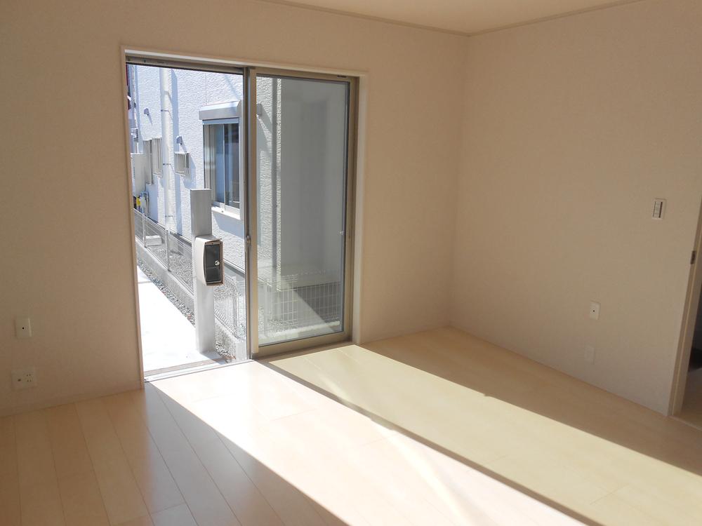 Living. No. 3 place living