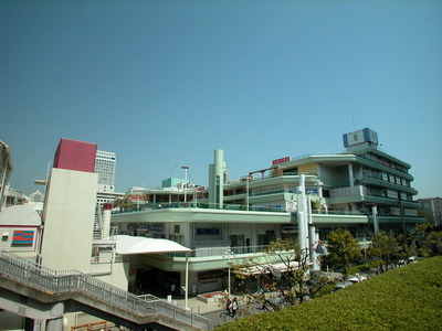 Shopping centre. Chisato 700m until Serushi (shopping center)