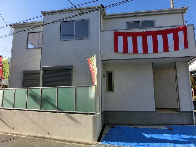 Local appearance photo. All room facing south in the southeast corner lot! Frontage widely, Or newly built House for daylighting plenty How are you feeling?