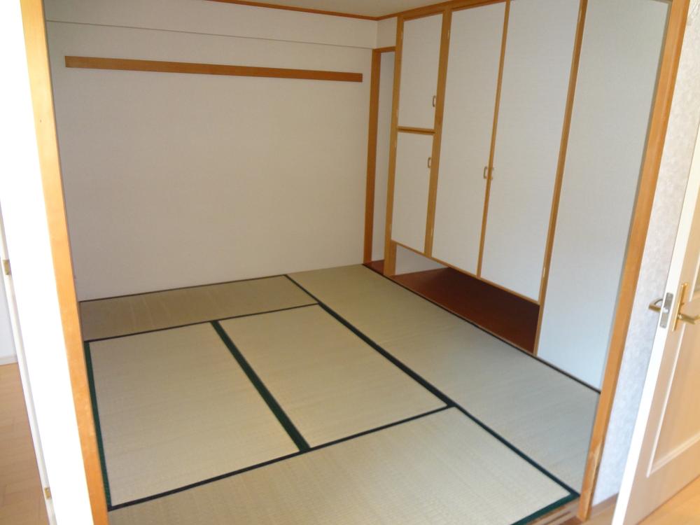 Non-living room