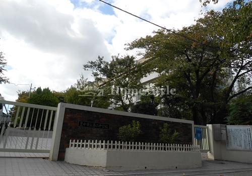 Junior high school. Toyonaka 657m to stand second junior high school