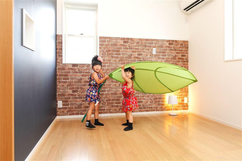 Other building plan example.  [Model house] Full of ideas of order architecture unique. Choice of mounting styles and wallpaper of the window, By all means reference points of detail such as the cloak of location.