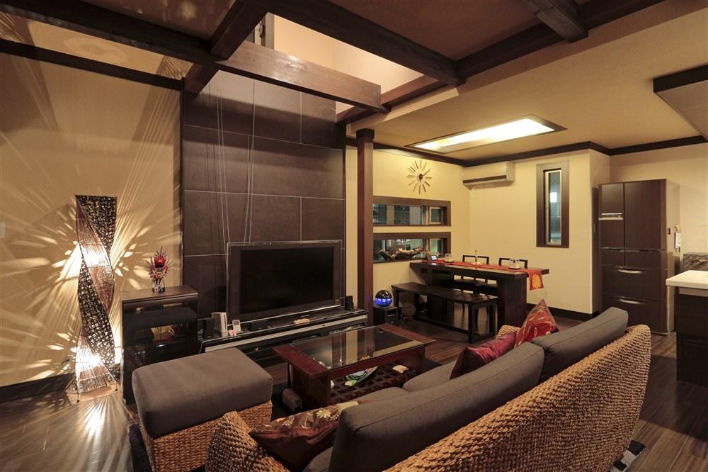 Building plan example (introspection photo).  [Our construction cases] Bali atmosphere with plenty of living of. If it is possible to hit the feelings that you want to have this life, Planning partners will be happy to help you with full force.