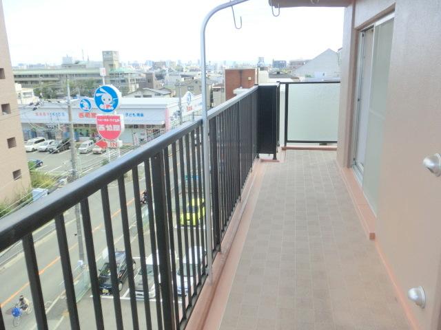 Balcony. Balconies.
