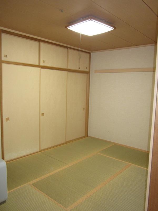 Non-living room