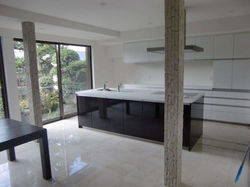 Same specifications photos (Other introspection). While the cuisine in the spacious dining kitchen home party! !