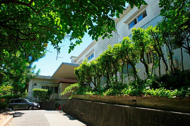 Primary school. 680m to Ueno elementary school