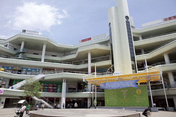 Shopping centre. Until Serushi 1825m