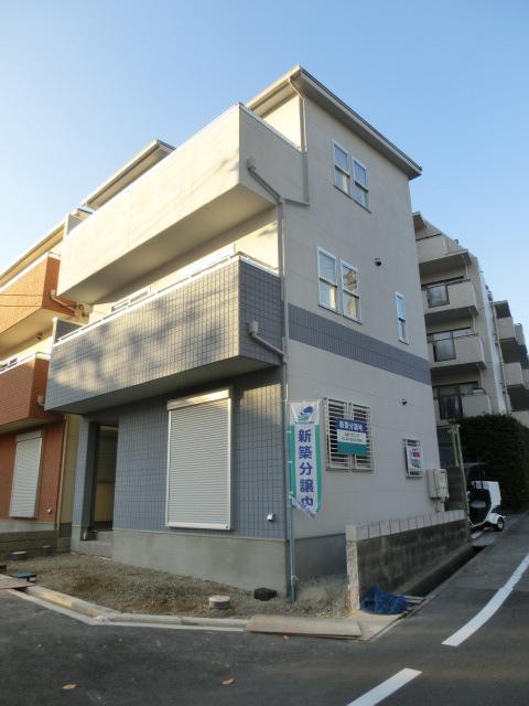 Local appearance photo