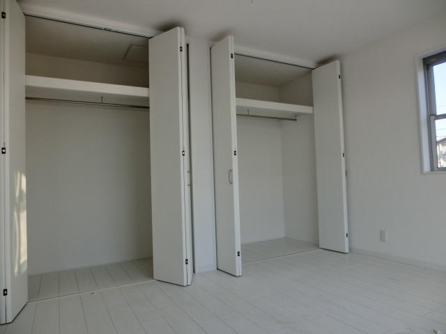 Receipt. Local (12 May 2013) Shooting