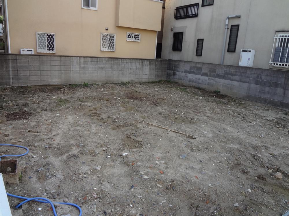 Local appearance photo. Local is a vacant lot in the state.