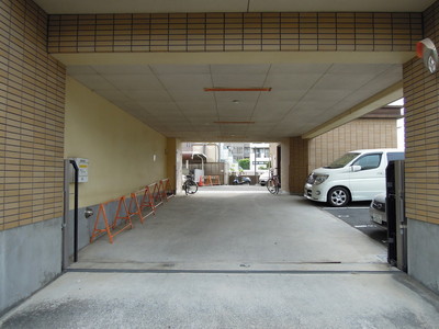 Parking lot