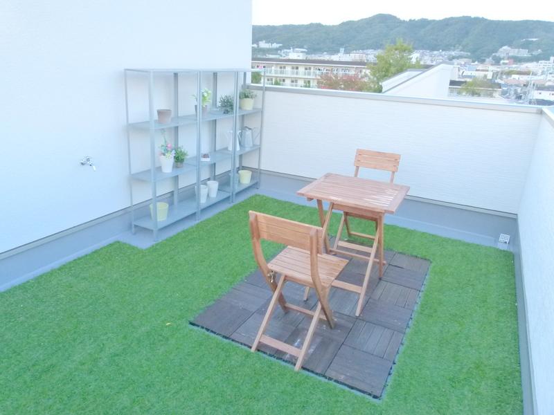 Garden. Rooftop garden! ! It is also good Toka meal or reading on holiday!