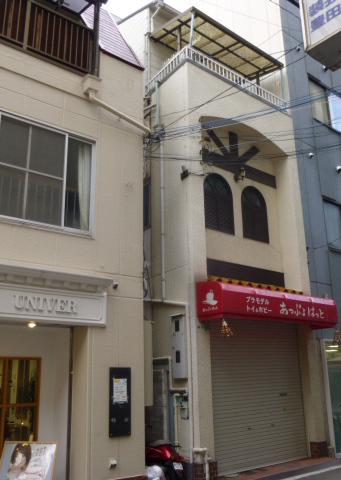 Local appearance photo. Local (12 May 2013) Shooting