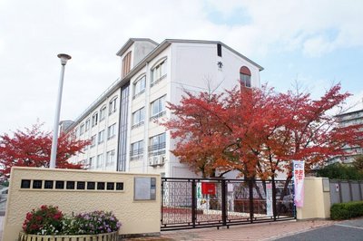 Primary school. 373m until Minami Nitta elementary school (elementary school)