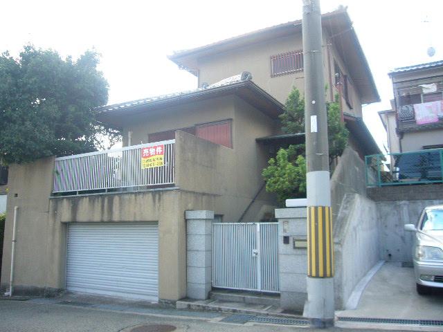 Local appearance photo. local