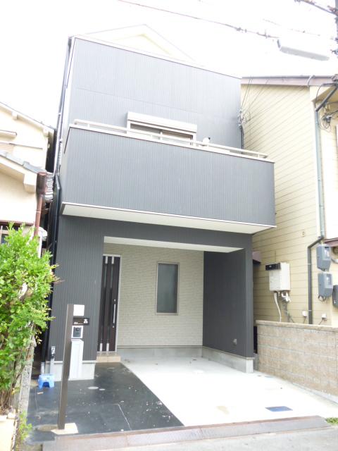 Local appearance photo. Local (August 2013) Shooting