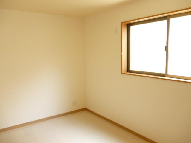 Non-living room. Indoor (September 2013) Shooting