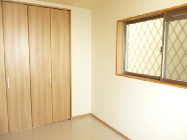 Non-living room. Indoor (September 2013) Shooting