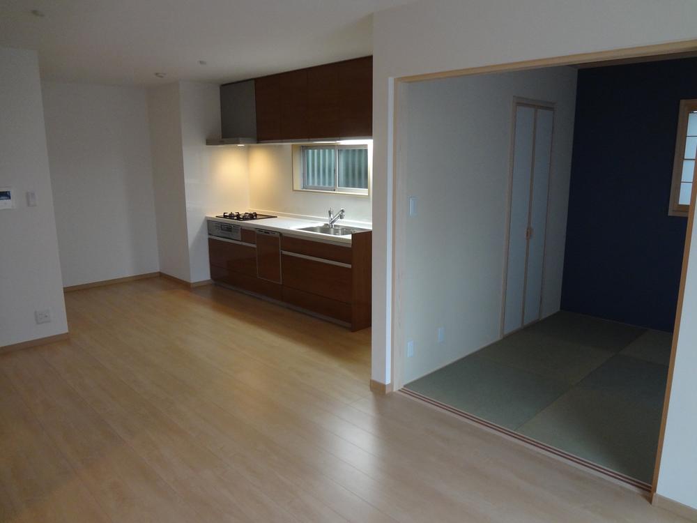 Kitchen. Kitchen + Living The left side is a Japanese-style room.