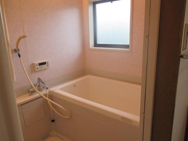 Bath. Bathroom