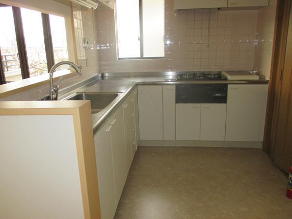 Kitchen. Kitchen