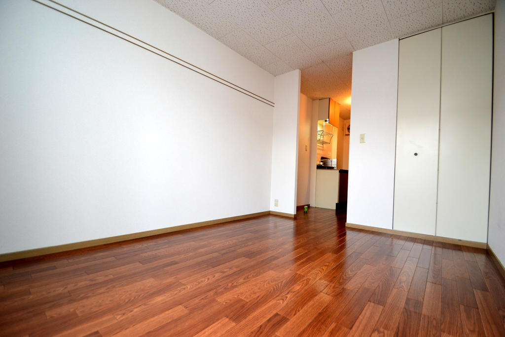 Living and room