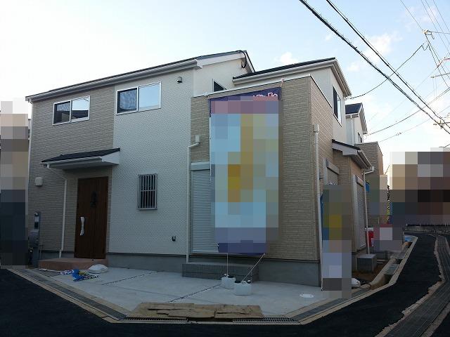 Local appearance photo. Local (12 May 2013) Shooting