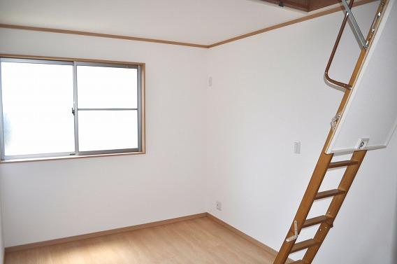 Non-living room. Room (August 2013) Shooting