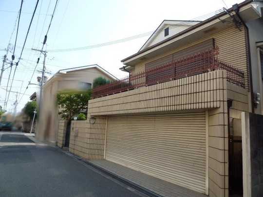 Local appearance photo